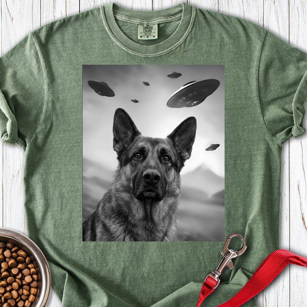 German Shepherd UFO Premium Tee Moss
